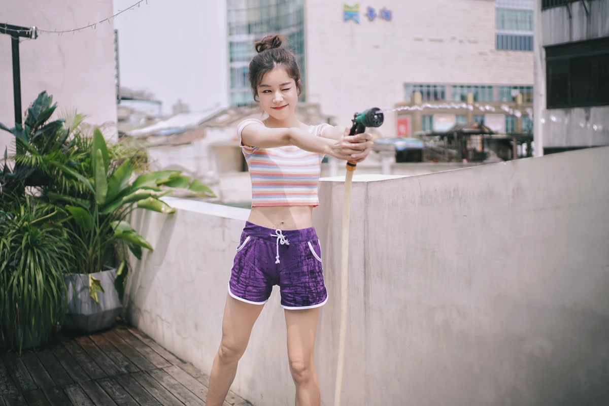 [YITUYU] 2023.01.05 Vol.2843 – The Water Gun Girl on the Rooftop circle#[25P]-25