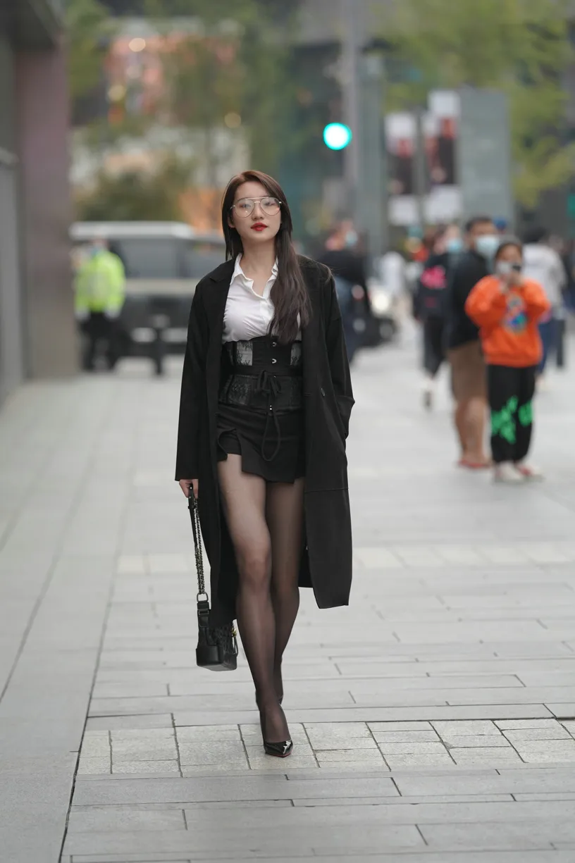 [Mzsock] NO.160 Long legs in black stockings street photography#[105P]-101