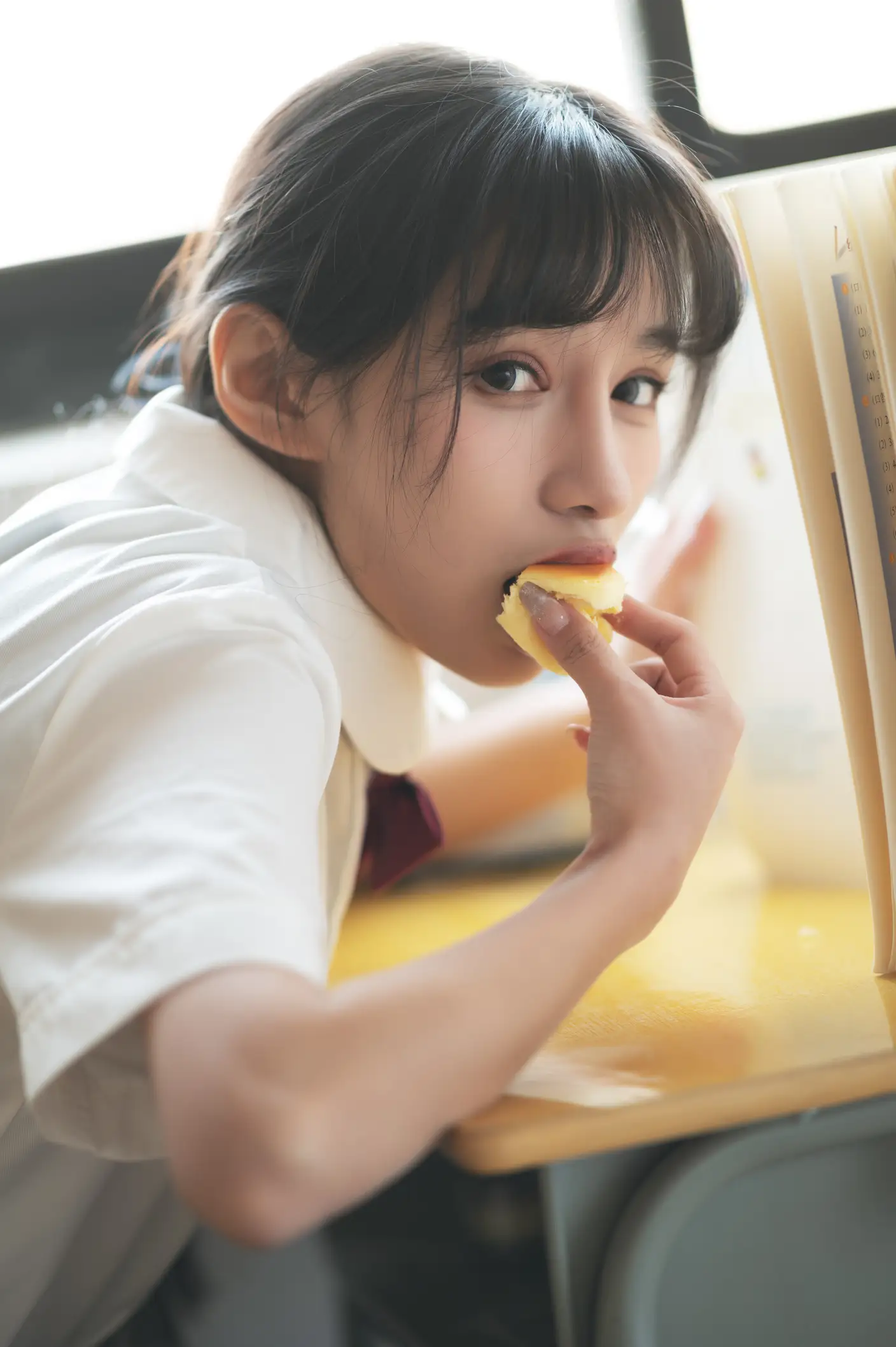 [YITUYU] 2022.05.15 Vol.887 – Wait for me after school balls#[32P]-13