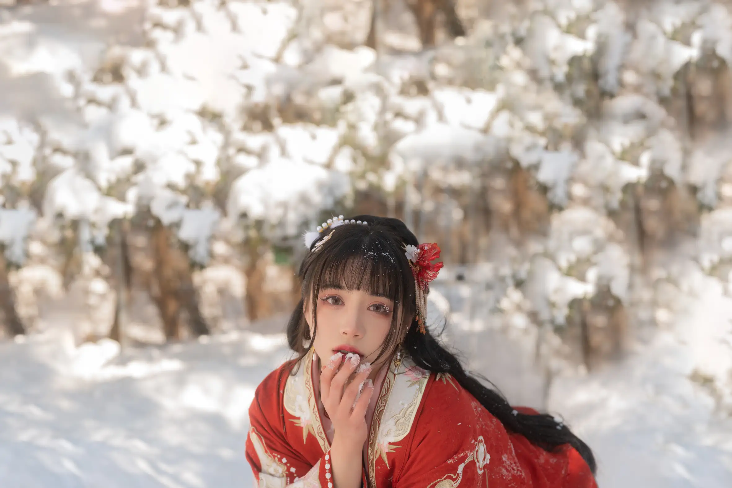 [YITUYU] 2022.06.07 Vol.1111 – Walking in the Snow Two plus six#[26P]-11